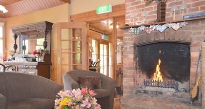 Central Springs Inn