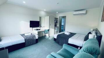 Standard Room, Non Smoking, Shower Over Spa Bath | Desk, soundproofing, iron/ironing board, free WiFi