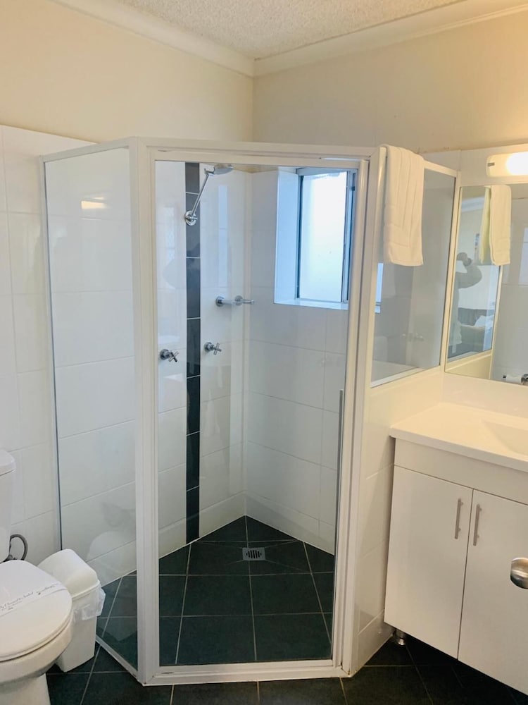 Zorba Waterfront Motel by null