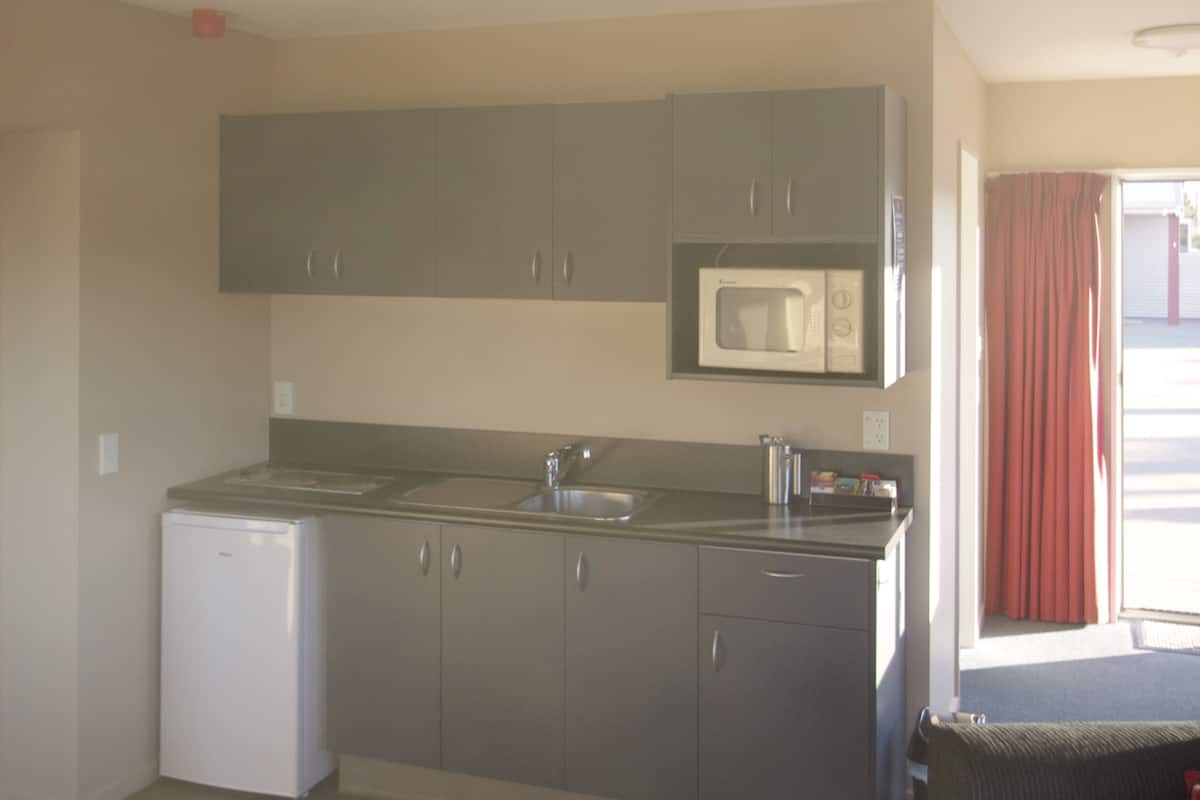Appartement Exécutif, 2 chambres, cÎté jardin | Coin cuisine privé