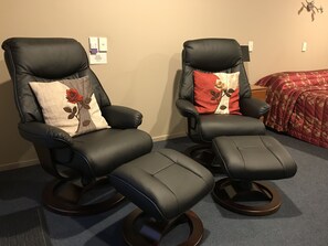 Literie de qualité supérieure, fer et planche à repasser, Wi-Fi gratuit