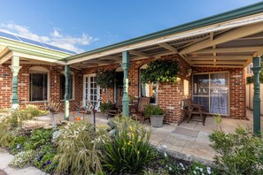 واجهة المنشأة