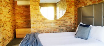 Country Capital Motel