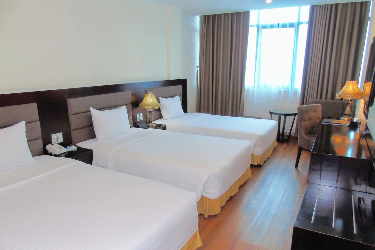 Deluxe Triple Room