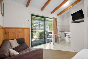 Standard Studio - Not Pet Friendly | Living area | TV, DVD player - Albury Holiday Park (Lavington)