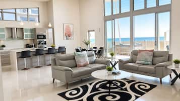 Penthouse, 3 Bedrooms, Sea View | Living area