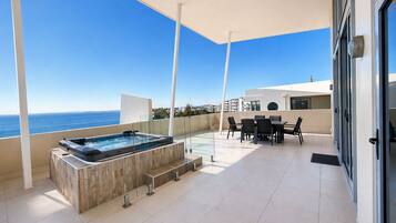 Penthouse, 3 chambres, vue mer | Terrasse/Patio