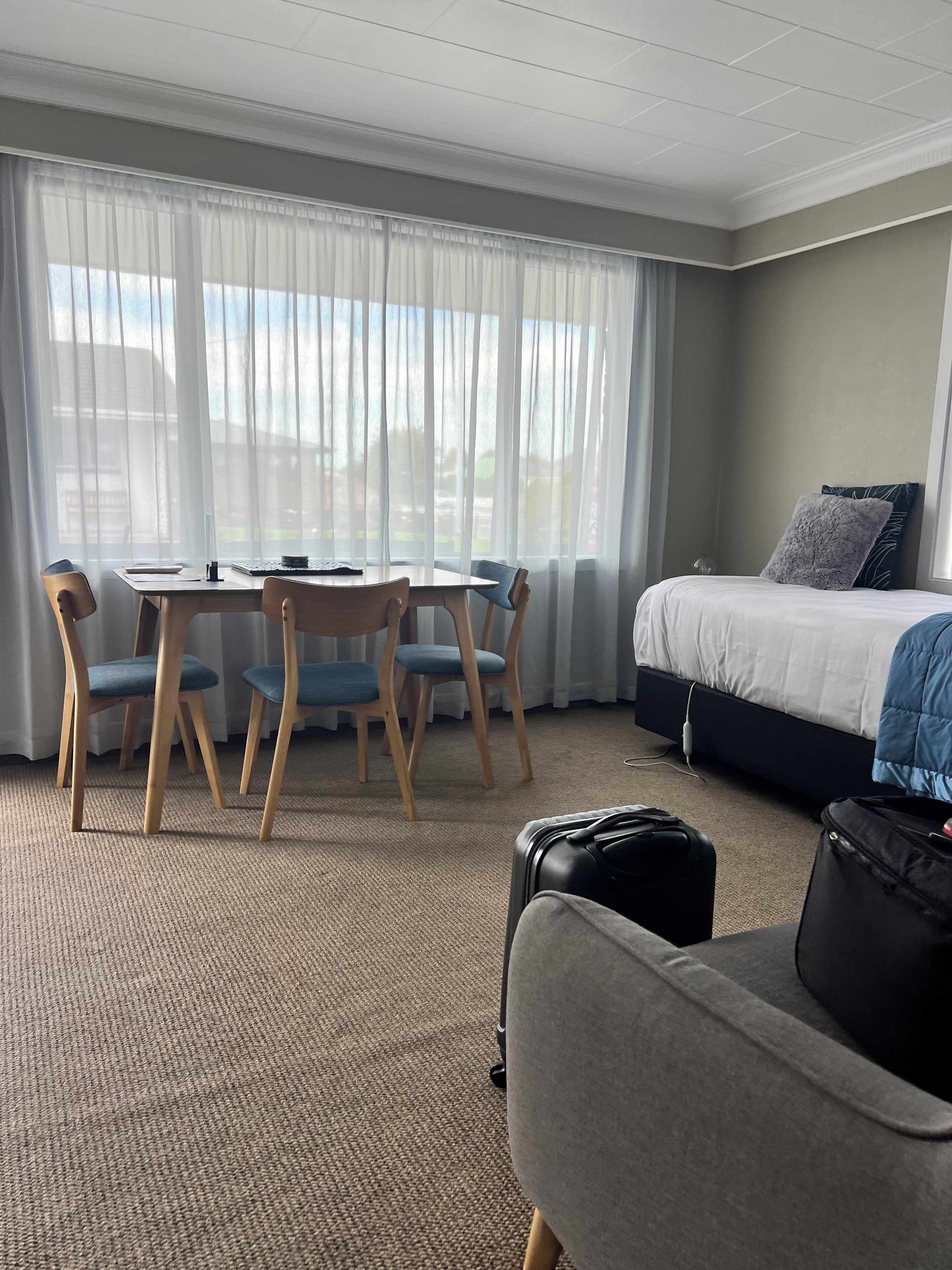 One Bedroom Unit  | Living area | 49-inch TV with digital channels