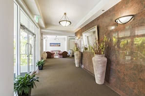 Interior detail - Founda Gardens Apartments (Auchenflower)