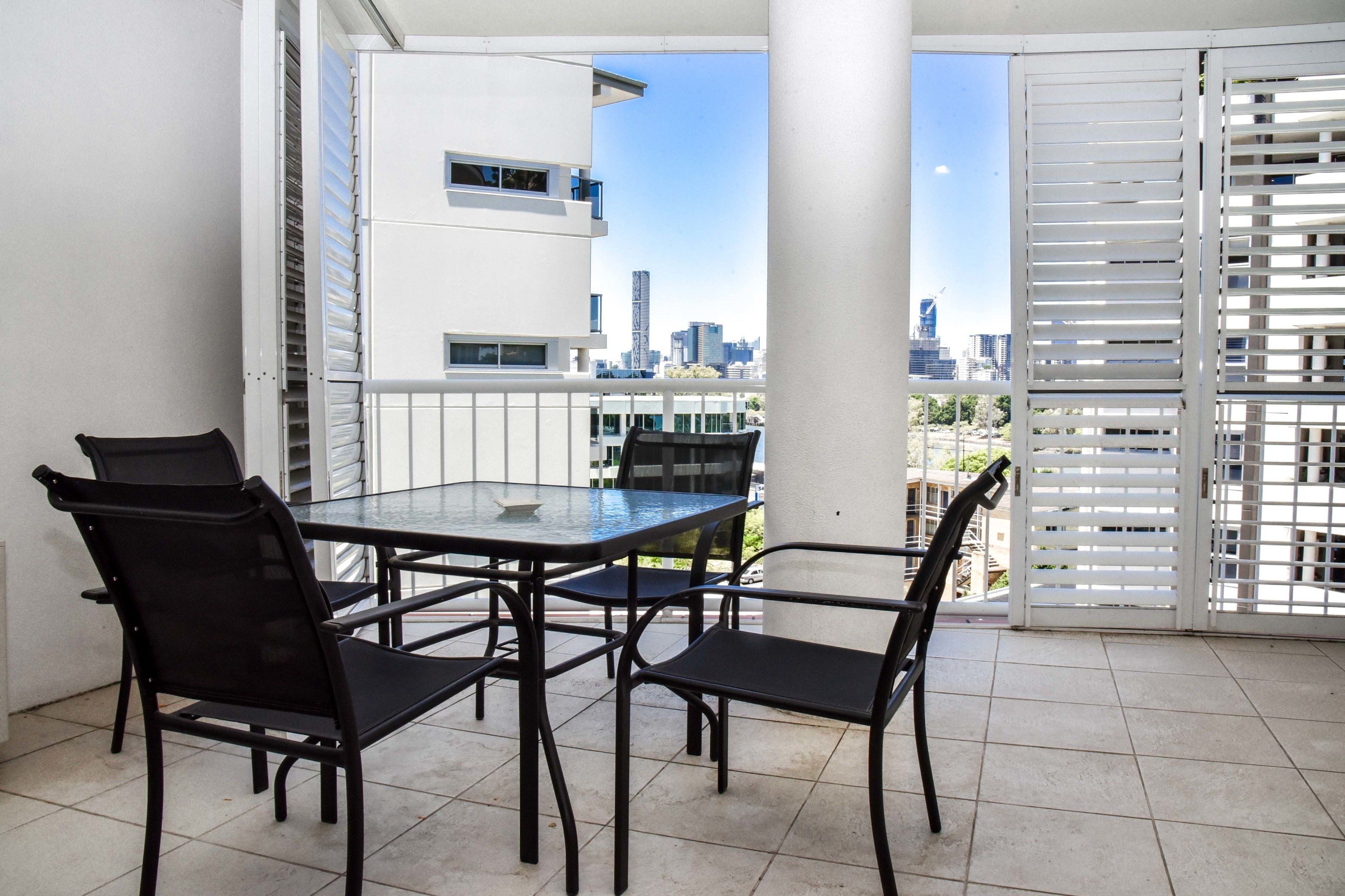 Rosalie Two-Bedroom Apartment | Balcony