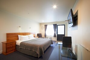 Executive King Studio Spa - Auto Lodge Motel (Hamilton)