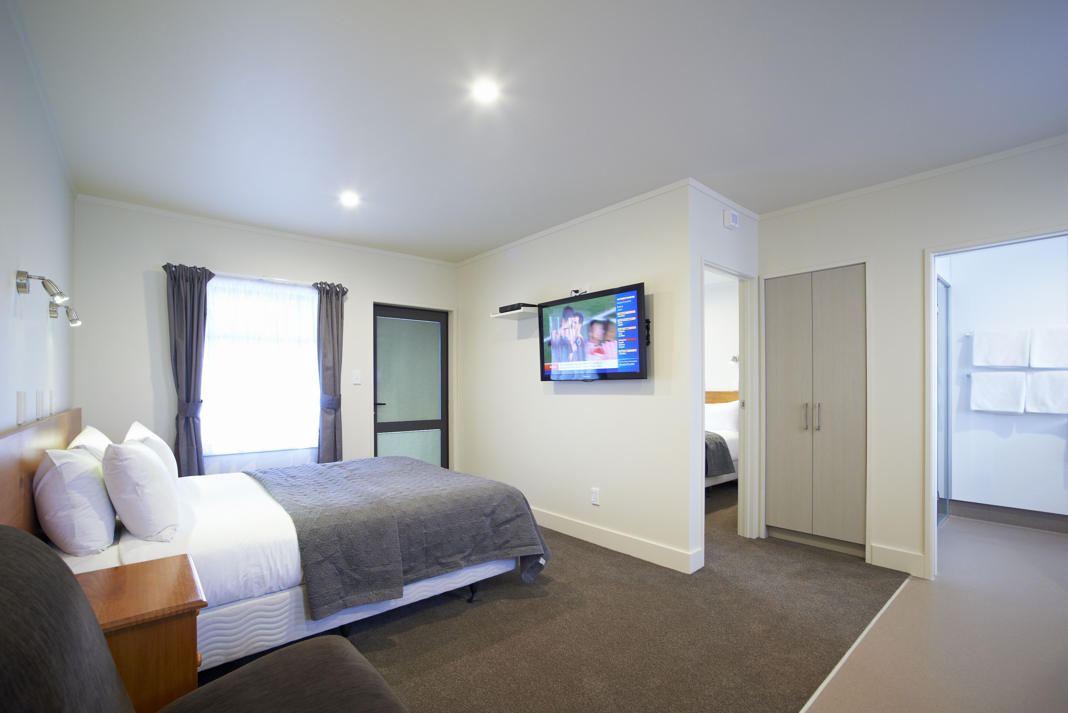 Soundproofing, iron/ironing board, free WiFi, bed sheets