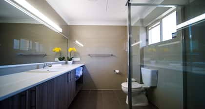 Hamilton’s Queanbeyan Motel