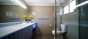 Hamilton’s Queanbeyan Motel