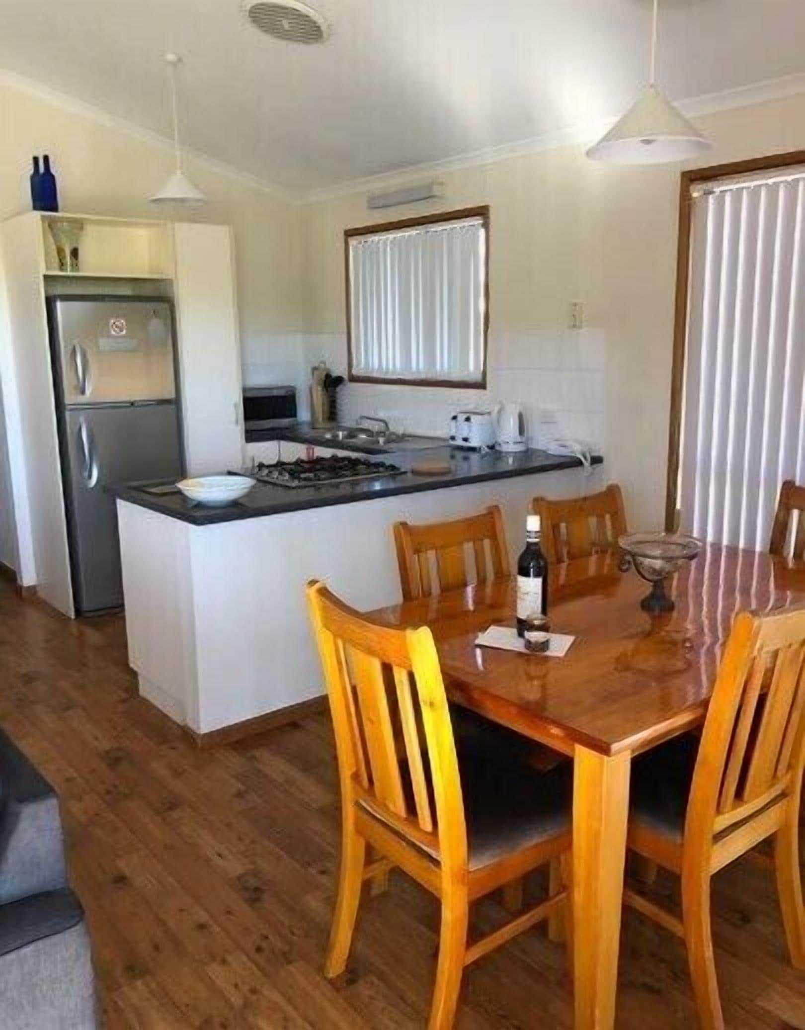 Standard Suite, Multiple Bedrooms, Kitchen (3 Bedroom Cottage) | Private kitchen