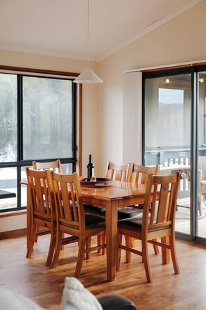 Standard Suite, Multiple Bedrooms, Kitchen (3 Bedroom Cottage) | Living area - Waves and Wildlife (Stokes Bay)