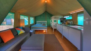 Telt – standard, ikke-røyk, tekjøkken (Safari tents on the beach) | Eget tekjøkken | Kaffetrakter/tekoker, kjøleskap, mikrobølgeovn og vannkoker