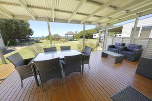 Standard-Villa, 2 Schlafzimmer, Nichtraucher, Küche (Surf Villa - 4 star) | Ausblick vom Zimmer