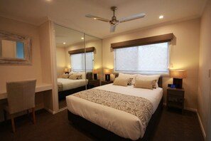 In-room safe, iron/ironing board, free WiFi - NRMA Tathra Beachfront Holiday Park (Tathra)