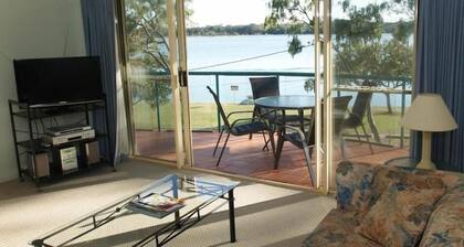 The Esplanade Picnic Point