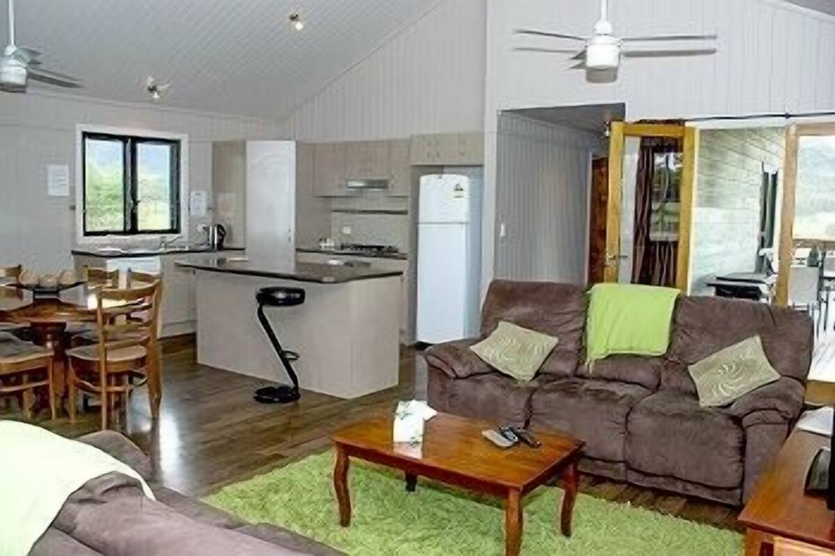 Standard Suite, 2 Bedrooms, Non Smoking, Kitchen (Eco Cabin)