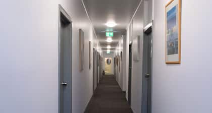 Broken Hill Tourist Lodge