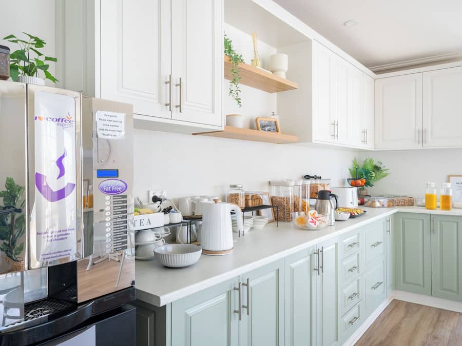 Daily continental breakfast (AUD 18 per person)