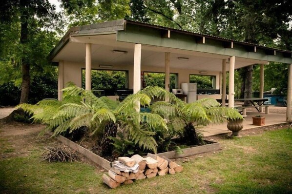 Property amenity - Mt Buffalo Caravan Park (Porepunkah)