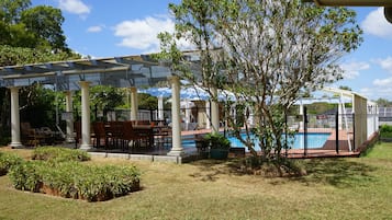 Ngoại thất