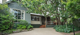 Oak Tree Lodge