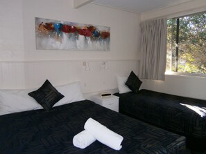 Standard Studio, Non Smoking (Twin Room) | Free WiFi, bed sheets