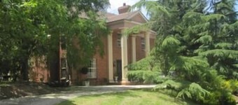 Manor Estate