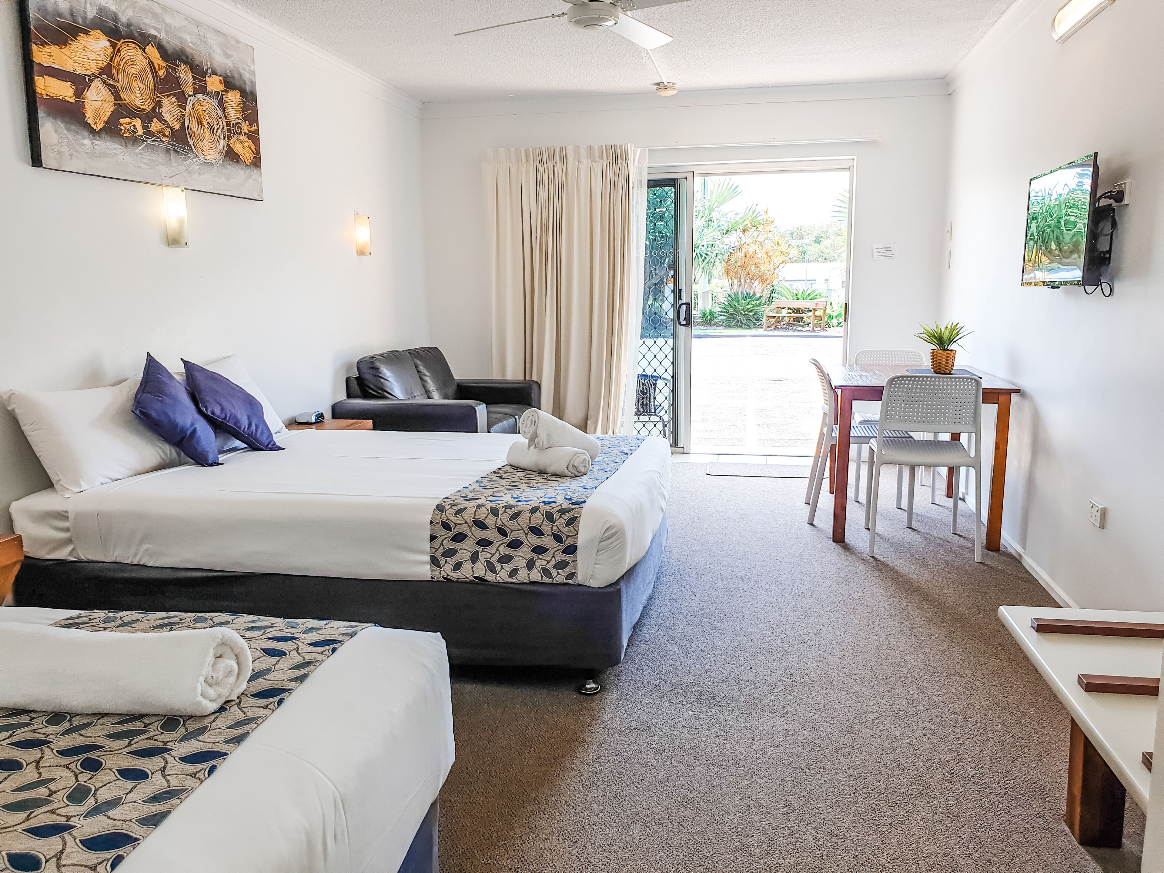 标准房, 无烟房, 简易厨房 (Motel Room Triple) | 免费 WiFi、床单