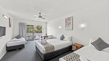 Chambre Quadruple (Motel) | 2 chambres, Wi-Fi gratuit, draps fournis
