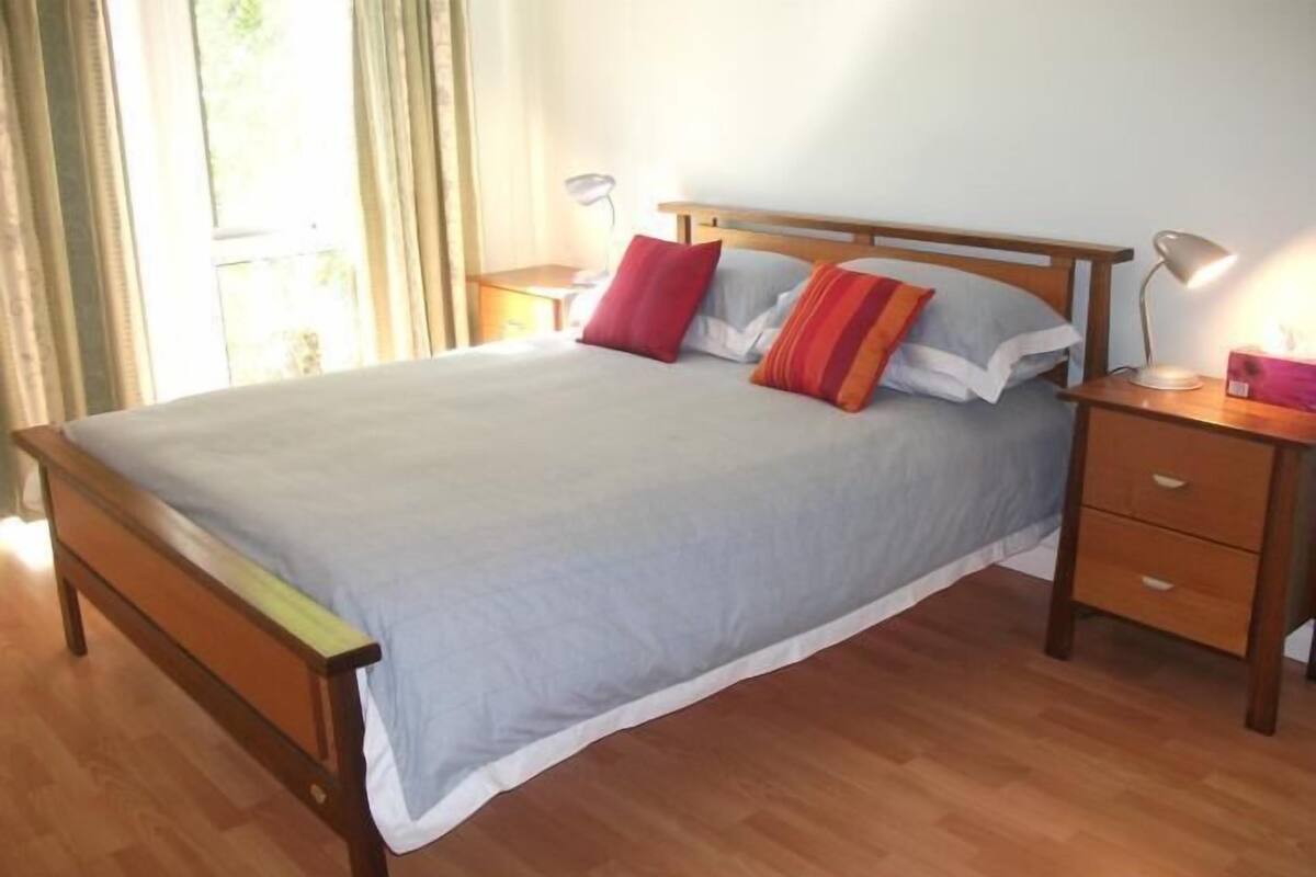 1 slaapkamer, donzen dekbedden, gratis wifi, beddengoed