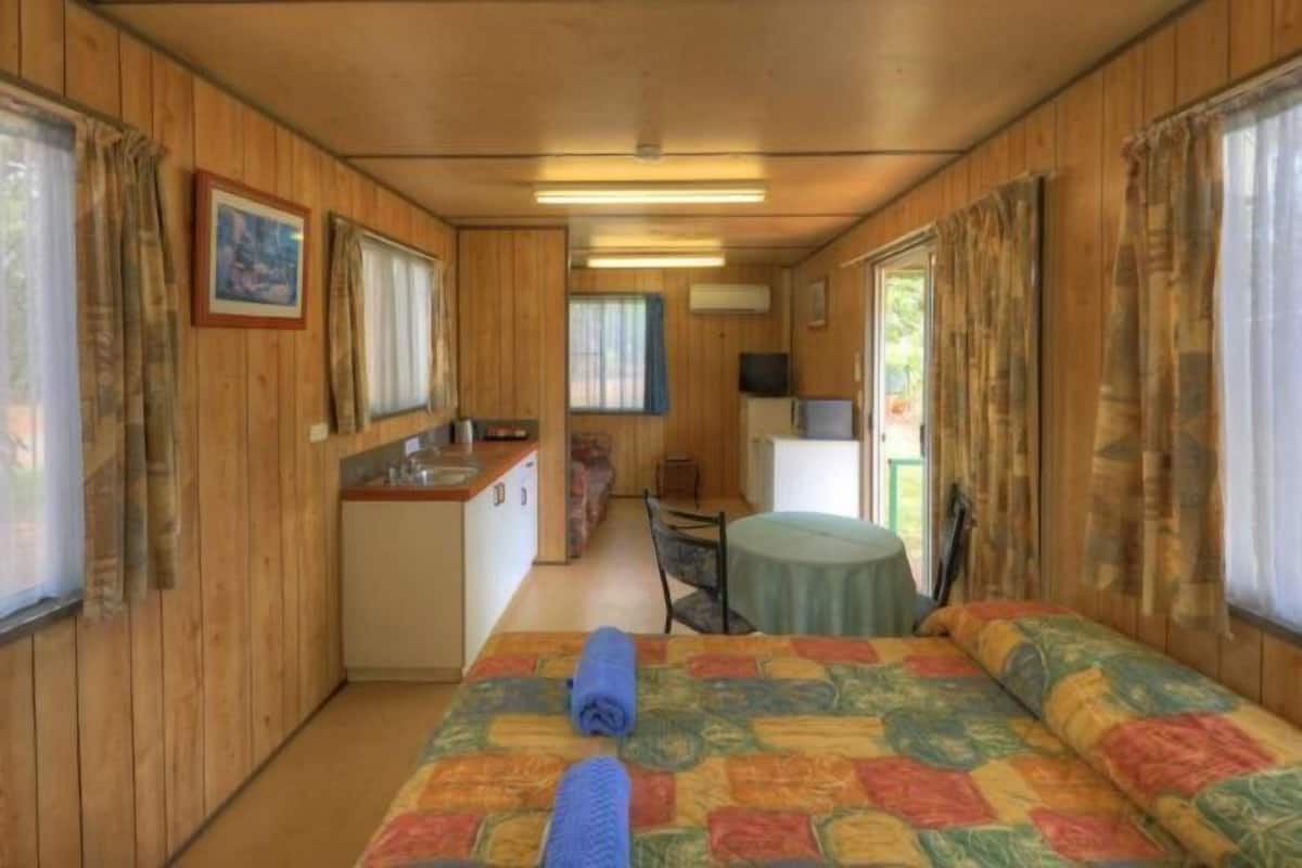 Iron/ironing board, rollaway beds, free WiFi, bed sheets