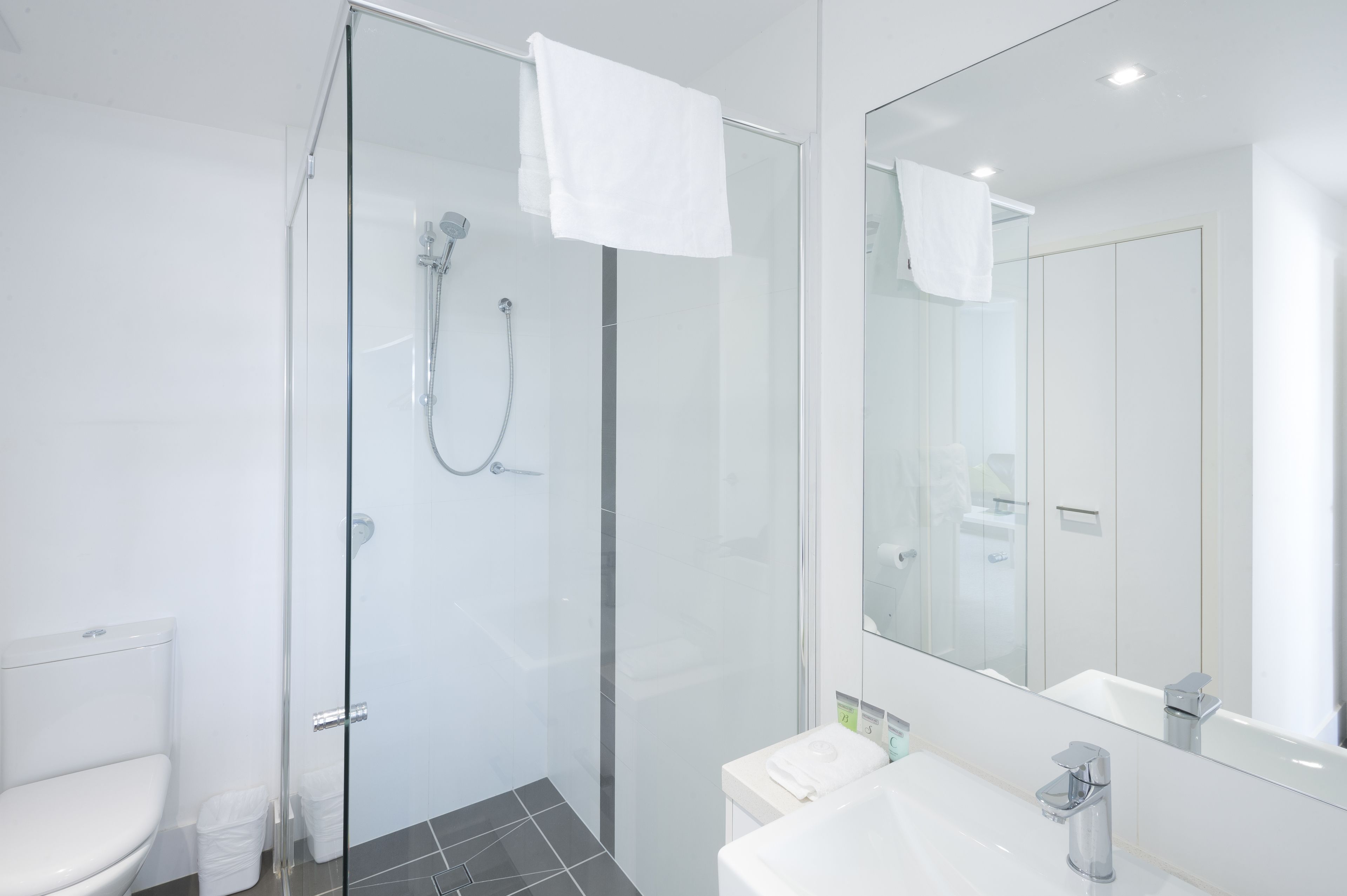 Apartment, 2 Schlafzimmer | Badezimmer | Kostenlose Toilettenartikel, Haartrockner, Handtücher