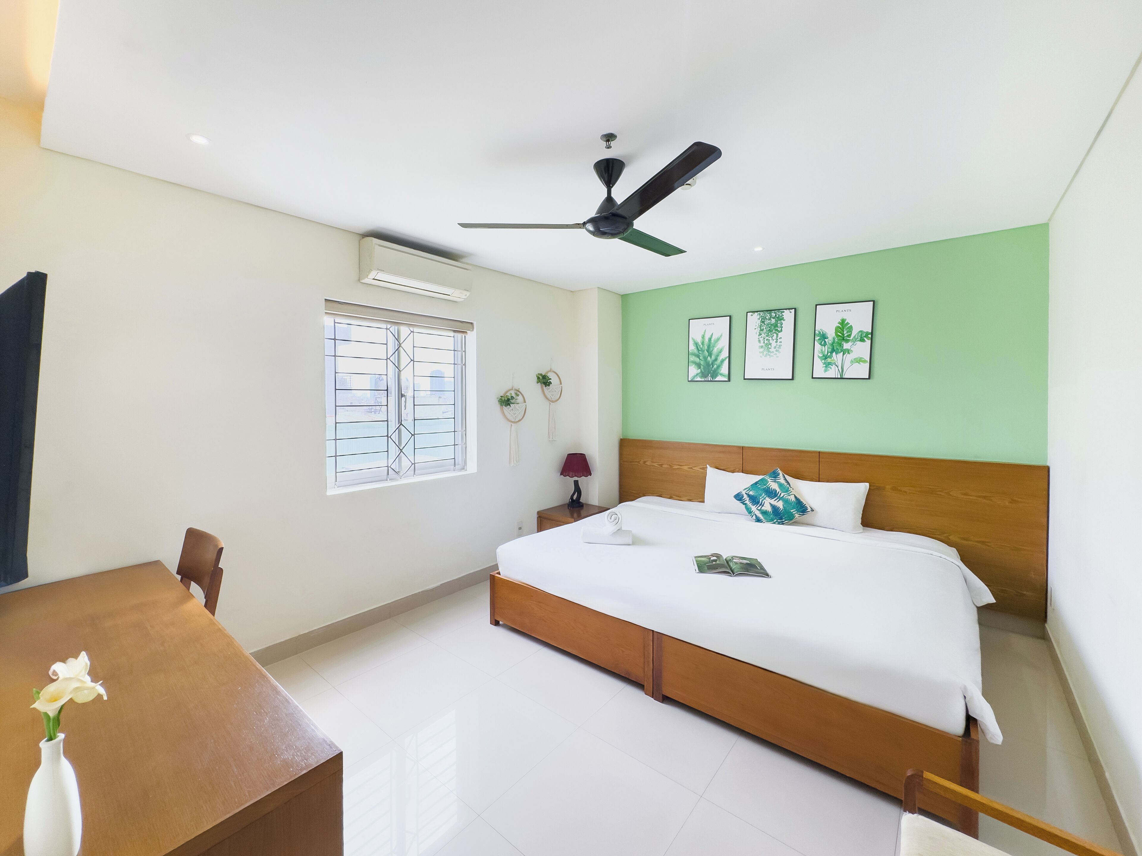 디럭스 더블룸, 킹사이즈침대 1개 | 책상, 노트북 작업 공간, 암막 커튼, 방음 설비