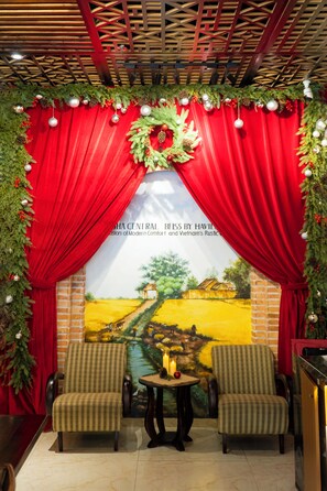 Coin salon dans le hall