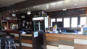 Lobby - Taupo Urban Retreat - Hostel (Taupo)