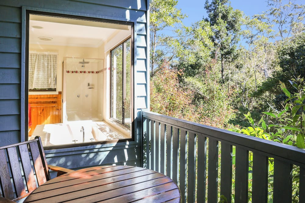 Montville Country Cabins
