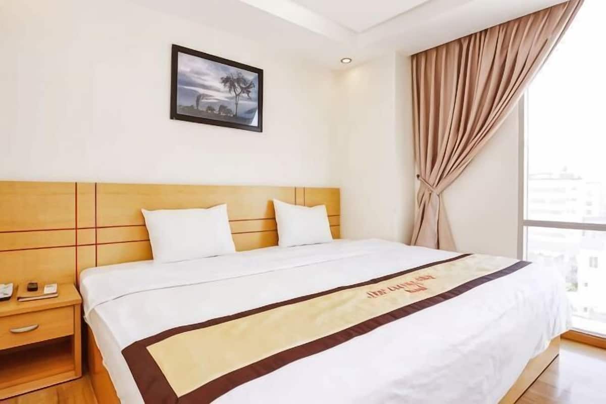 Minibar, in-room safe, free WiFi, bed sheets