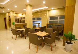 Lobby - Nhat Linh Hotel Da Nang (Da Nang)