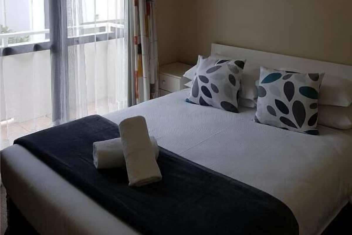 Apartment, 2 Schlafzimmer (Small) | Laptopgeeigneter Arbeitsplatz, Bügeleisen/Bügelbrett