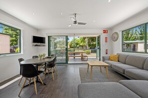 Villa Premium, 2 chambres | Coin séjour