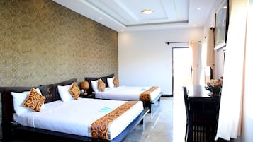 Minibar, in-room safe, desk, free WiFi