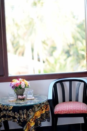 24-inch flat-screen TV with cable channels, TV - Nohana Hotel (Phan Thiet)