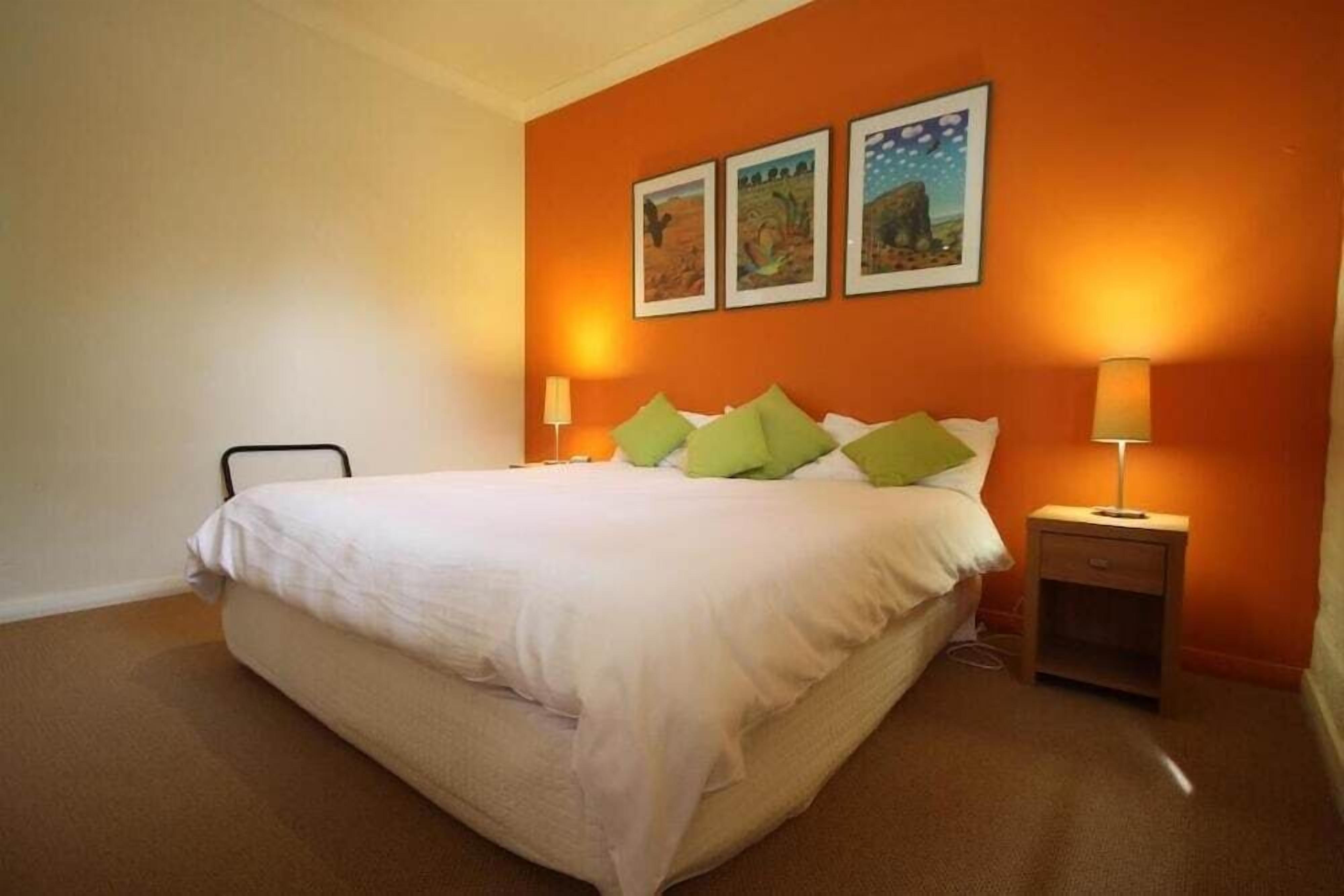 minibar, iron/ironing board, rollaway beds, free wifi