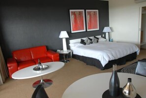 디럭스룸, 킹사이즈침대 1개, 포도밭 전망 | 미니바, 다리미/다리미판, 간이 침대, 무료 WiFi