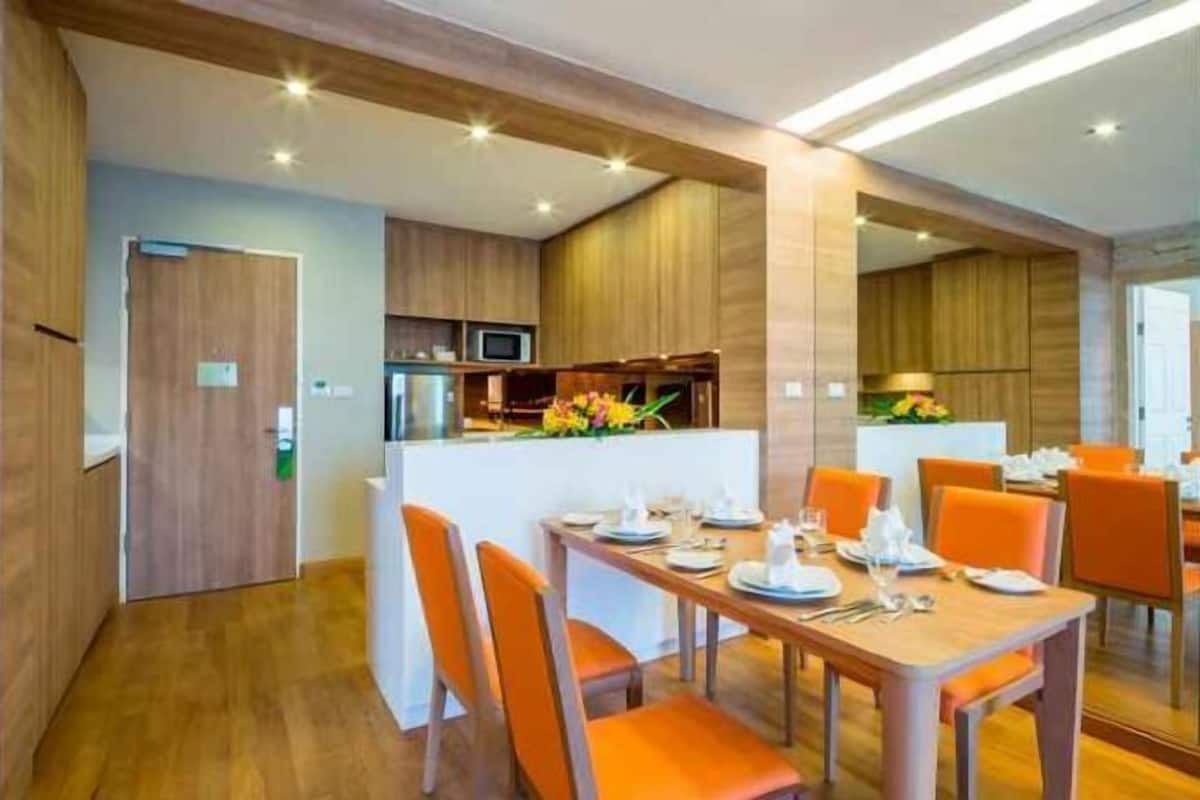 Dineren | 2 restaurants, serveren ontbijt, lunch, diner, Japanse gerechten